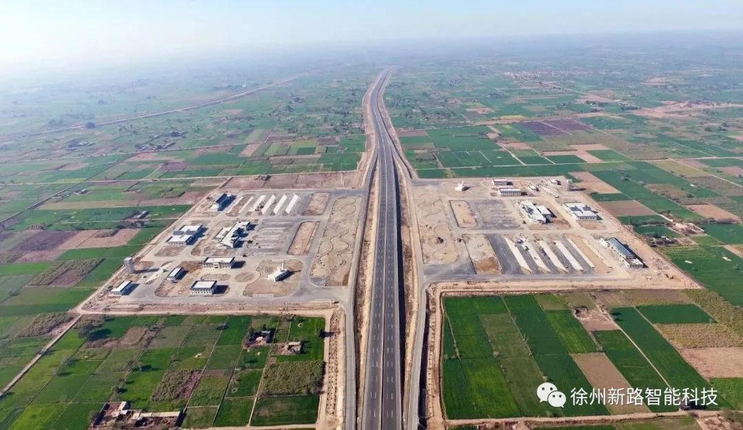 新路科技滑模機(jī)攻堅克難創(chuàng)佳績，中鐵二十局海外工程再獲好評！